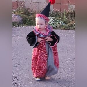 Meet your Posher, Polly